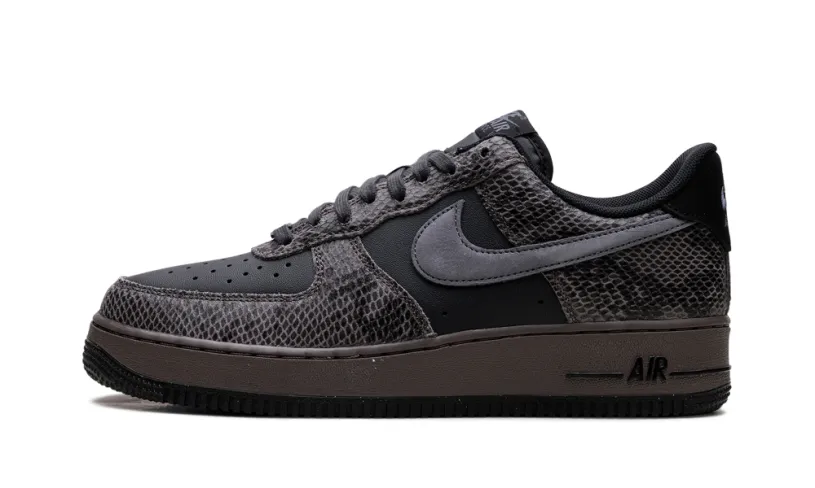 Nike Lifestyle Air Force 1 Low 'Off Noir Snakeskin'